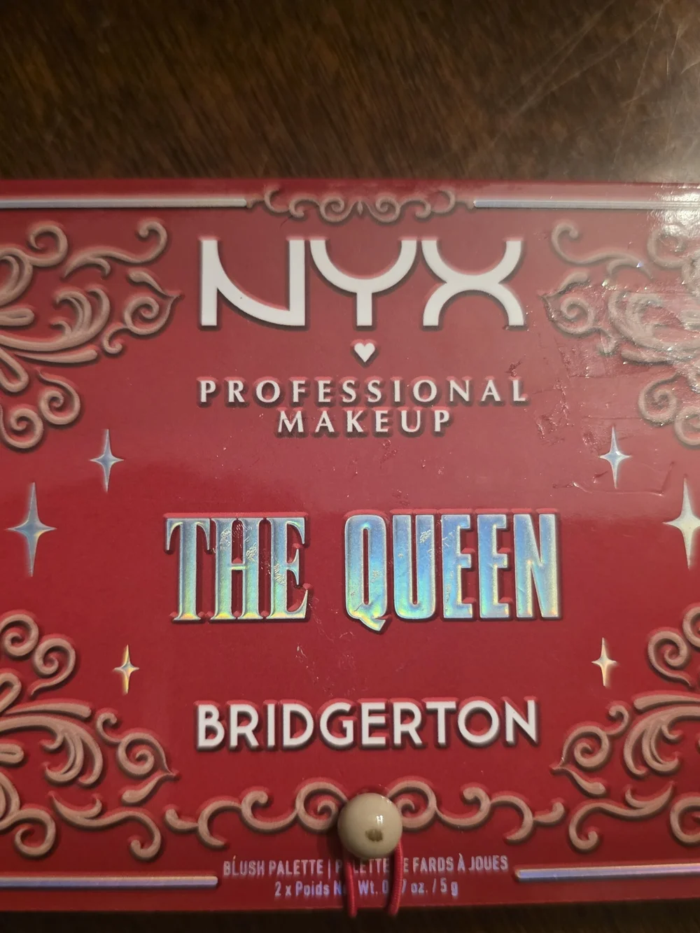 NYX The Queen Bridgerton Eyeshadow Palette - Red